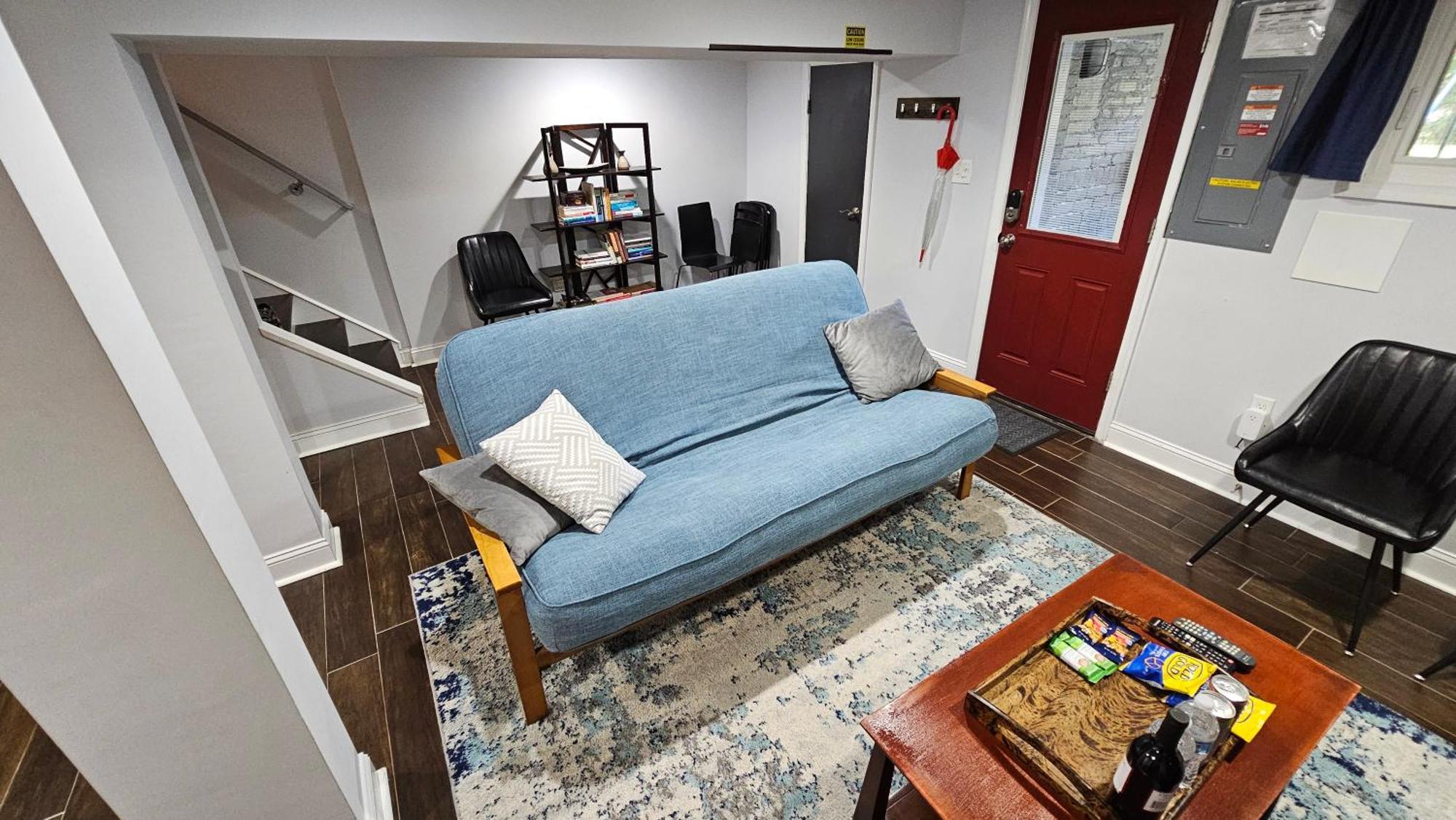 English Basement In Petworth, Washington, Dc -- Free Off-street Parking, Walk To Metro And Restaurants * Washington
