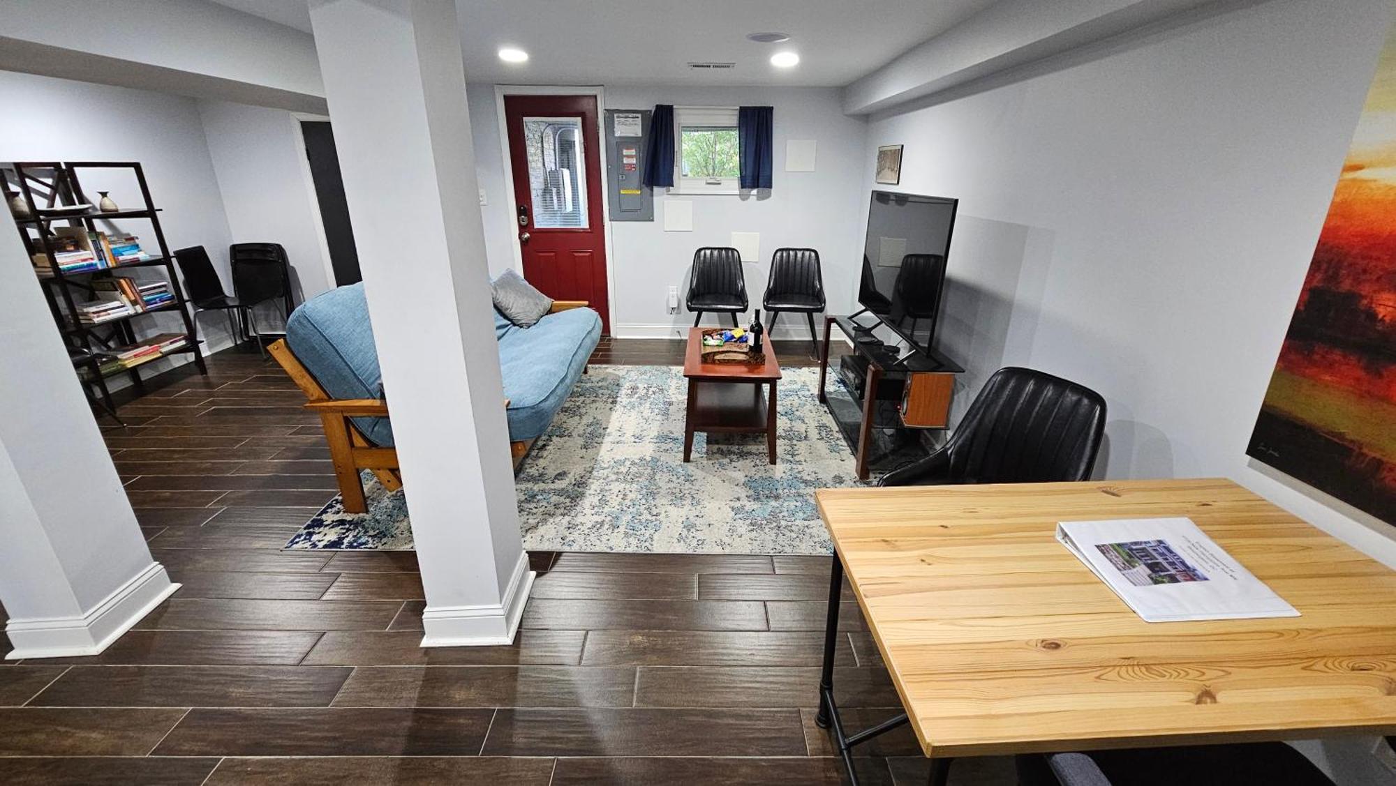 Apartamento English Basement In Petworth, Washington, Dc -- Free Off-street Parking, Walk To Metro And Restaurants