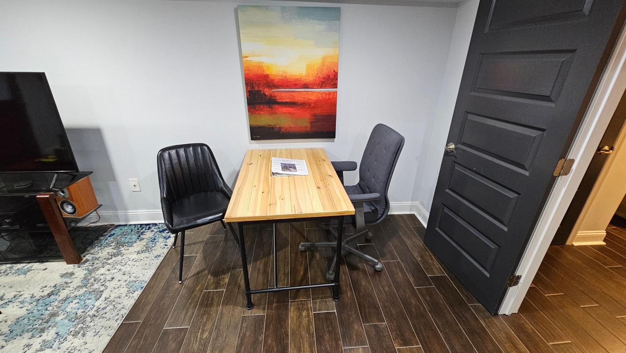 English Basement Suite: Metro-adjacent Petworth Retreat With Parking